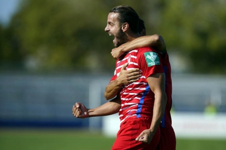 Soldado celebra el tanto en la eliminatoria ante el KF Teuta en Albania (GRANADA CF)