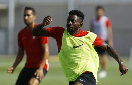 Eteki ya vuelve a estar bajo el mando de Diego Martínez (GRANADA CF) Eteki ya vuelve a estar bajo el mando de Diego Martínez (GRANADA CF)