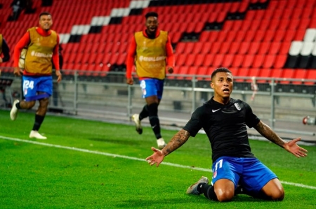 Machís celebra el gol que certificaba la remontada (GCF)