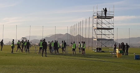 Ejercicio que han realizado los jugadores durante el tiempo en que ha estado la prensa presente (FRAN CALVO)