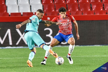 Jesús Vallejo, durante un lance del encuentro ante el Levante en la última jornada liguera (JOSÉ M. BALDOMERO)