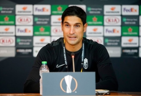 Víctor Lafuente, durante la rueda de prensa en el `GSP Stadium´ de Nicosia (GCF)