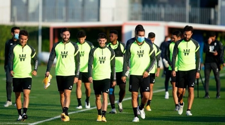 El Granada vuelve hoy al trabajo tras el confinamiento (GCF) El Granada vuelve hoy al trabajo tras el confinamiento (GCF)