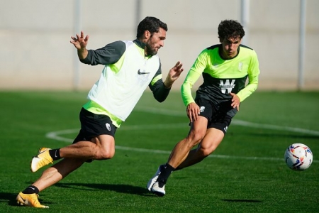Jorge Molina y Vallejo, durante el entrenamiento de esta mañana en la Ciudad Deportiva (PEPE VILLOSLADA / GCF) Jorge Molina y Vallejo, durante el entrenamiento de esta mañana en la Ciudad Deportiva (PEPE VILLOSLADA / GCF)