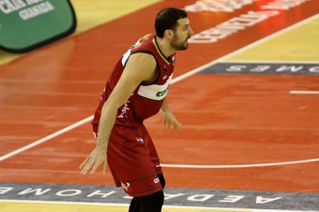Alejandro Bortolussi será baja en el Coviran Granada (JOSÉ VELASCO / GRJ) 