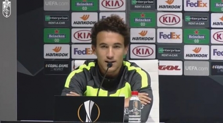 Luis Milla, durante la rueda de prensa previa al partido ante el Omonia (GCF TV)