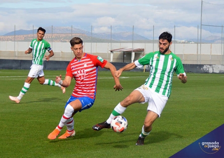 El Recreativo se atascó ante el Betis Deportivo (GABRIEL R. LÁZARO) 