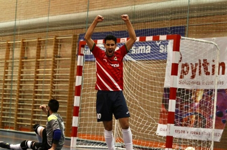 El Sima Granada celebra su gol (JOSÉ VELASCO/GRJ) 