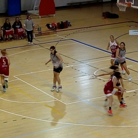 El Grupo Hafesa Granada se llevó el derbi ante Tecnigem Sevilla (BALONCESTO SEVILLA FEMENINO) 