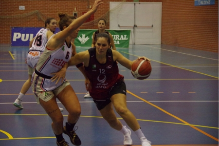 Ornella Santana anotó seis puntos ante Alcobendas (RACA/ARCHIVO) 
