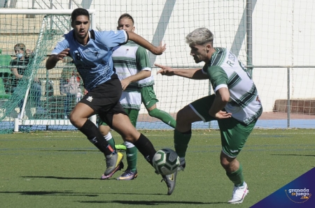 El Céltic protagoniza ante el Cubillas el partido de la jornada (JOSÉ M. BALDOMERO)