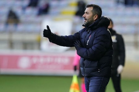 Diego Martínez, durante el último compromiso del Granada en Copa (PEPE VILLOSLADA / GCF) Diego Martínez, durante el último compromiso del Granada en Copa (PEPE VILLOSLADA / GCF)