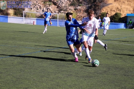 El Atlético Monachil fue muy superior al Medina Lauxa (HELIODORO FERNÁNDEZ NIETO/ ATLÉTICO MONACHIL) 