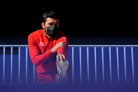 Jorge Molina estira tras su sustitución en el partido de Copa ante el Málaga (PEPE VILLOSLADA / GCF) Jorge Molina estira tras su sustitución en el partido de Copa ante el Málaga (PEPE VILLOSLADA / GCF)