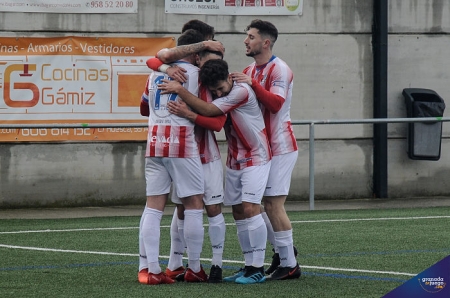Los jugadores del Arenas celebran el segundo tanto gracias a un cabezazo de Falín (JOSÉ M. BALDOMERO)