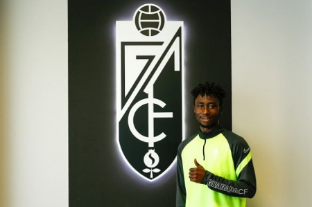 Junior es nuevo jugador del Recreativo (GRANADA CF) 