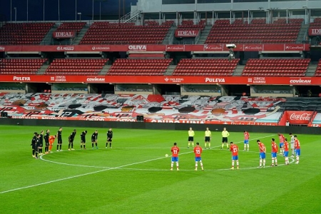 Granada y Barcelona lucharán por un puesto en `semis´ de Copa este miércoles a las 21:00 horas (LALIGA) Granada y Barcelona lucharán por un puesto en `semis´ de Copa este miércoles a las 21:00 horas (LALIGA)