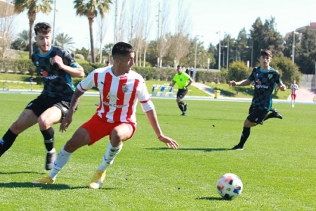 El Agroisa Huétor Tájar se trajo un punto de Almería (U. D. ALMERÍA) 