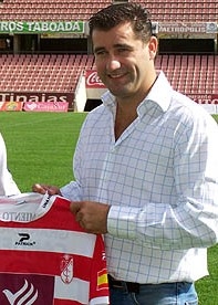 Paco Sanz, durante su etapa en el Granada