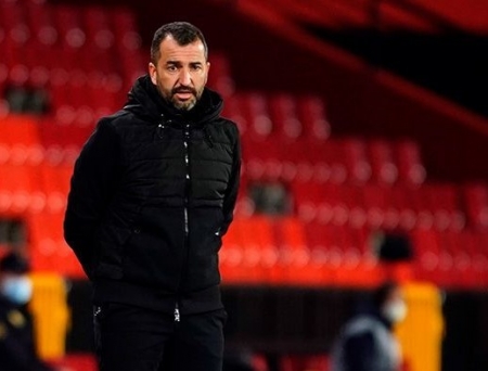Diego Martínez, durante el partido frente al Nápoles en el `Nuevo Los Cármenes´ (PEPE VILLOSLADA / GCF)