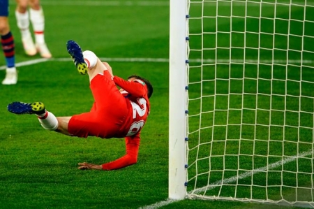 Soto acabó por los suelos (GRANADA CF) 