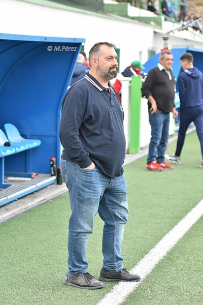 Miguel Ángel Ferrer ha dejado de ser entrenador del Gabia 