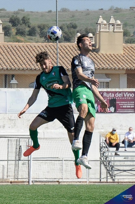 Dani Salvatierra fue de los destacados del Huétor Vega (JOSÉ M. BALDOMERO)