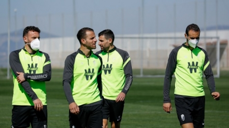 El Granada completó en la matinal de hoy una sesión de recuperación (GUADA ORTIZ / GCF)