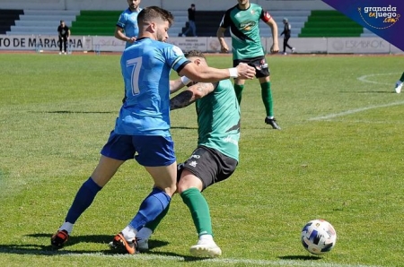 Jorge Bolívar fue el protagonista del partido (JOSÉ M. BALDOMERO) 