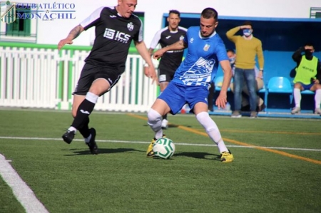 El Atlético Monachil goleó al Gabia (MANU LÓPEZ / ATLÉTICO MONACHIL) 