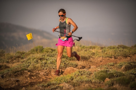 Una atleta wn una edición anterior de la Ultra Sierra Nevada (TERRAINCIGNITA)