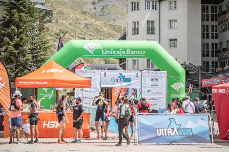 Meta de la Ultra Sierra Nevada (HSN)