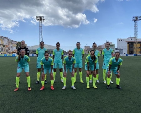 Once titular del Granada Femenino en Tenerife (GCF FEMENINO)