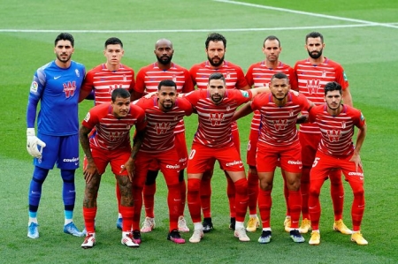 Cuatro de los once titulares ayer en Sevilla han entrado en el parte médico (PEPE VILLOSLADA / GCF)
