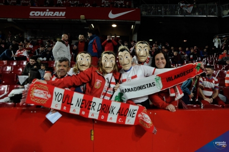 El `Nuevo Los Cármenes`  no acogerá público en este tramo final de temporada (JOSÉ M. BALDOMERO)