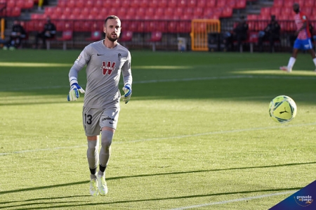 aaron fue el jugador más destacado del Granada CF (JOSÉ M. BALDOMERO)