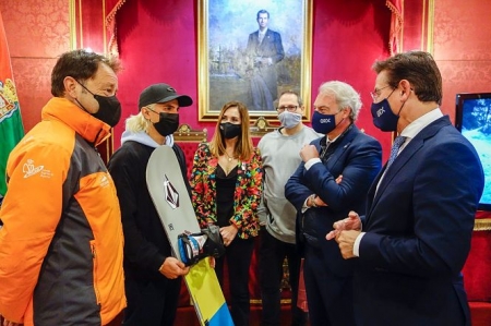 Imagen de la recepción a Josito Aragón (AYTO. GRANADA)