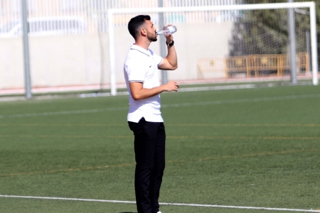 José Ángel Herrera dejará de ser el entrenador del Granada Femenino a final de temporada (JOSÉ VELASCO / GRJ)