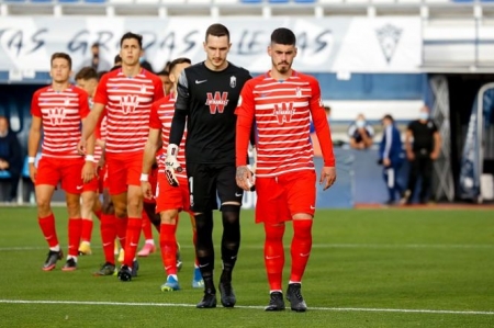 El Recreativo jugará en el `Nuevo Los Carmenes` (GRANADA CF)
