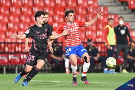Alberto Soro, durante el choque del jueves ante Real Madrid (JOSÉ M. BALDOMERO)