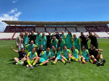 El Granada Femenino celebró la victoria en el `Carlos Belmonte` por todo lo alto (GCF FEMENINO)