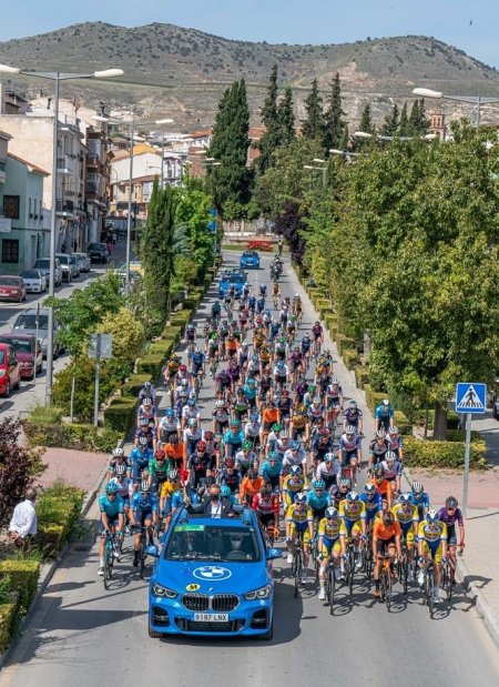 Salida de la 4ª etapa de la Vuelta a Andalucía (AYTO. BAZA) 