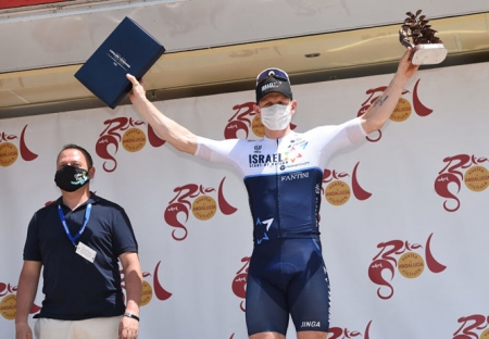 El alemán André Greipel en el podium (VUELTA ANDALUCÍA)