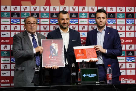 Pepe Macanás, Diego Martínez y Fran Sánchez, al término de la rueda de prensa (PEPE VILLOSLADA / GCF)