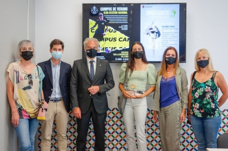 Presentación de los campus deportivos (JAVIER ALGARRA / AYUNTAMIENTO)