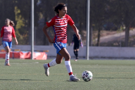 Pamela González llegó el pasado verano al Granada Femenino y fue una de las mejores jugadoras de la temporada (JOSÉ VELASCO / GRJ)