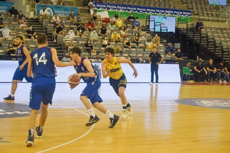 CajaSiete Canarias venció a Andújar (AYTO. GRANADA)