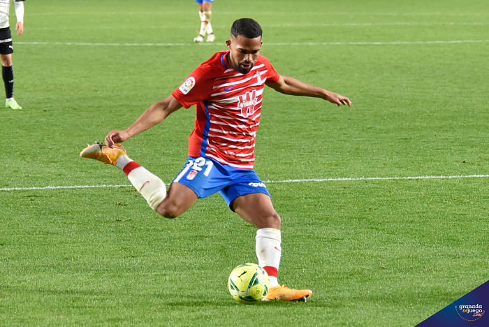 Yangel Herrera fue un pilar fundamental en el centro del campo y su baja resultará muy difícil de cubrir (JOSÉ M. BALDOMERO) Yangel Herrera fue un pilar fundamental en el centro del campo y su baja resultará muy difícil de cubrir (JOSÉ M. BALDOMERO)