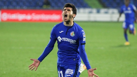 Carles Aleñá celebra un gol durante su etapa en el Getafe (EFE)