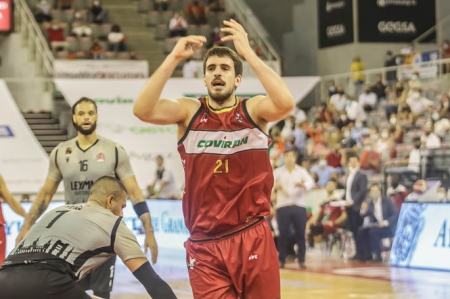 David Iriarte continuará en el Covirán Granada (JOSÉ VELASCO)
